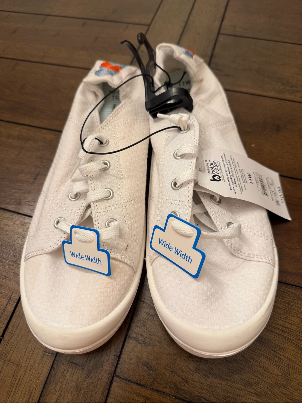 Time and Tru White Women's Casual Lace-Up Sneakers - Picture 4 of 5